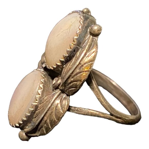Ring Size 5.5 2 Mother of Pearl 10mm x 8mm Native Possibly Old Pawn Sterling Sil - Picture 11 of 14